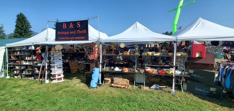 Packwood Flea Market