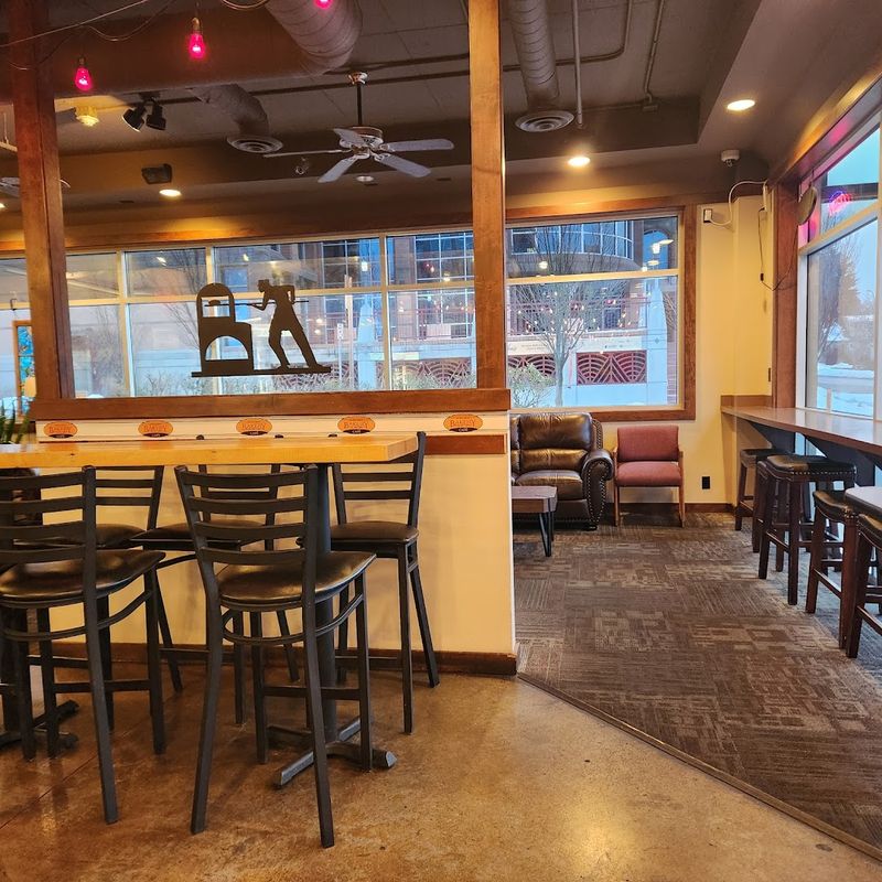 Bakery By The Lake At Parkside