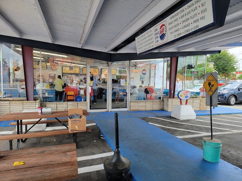 These 10 North Carolina Hot Dog Stands Still Serve Secret Chili Slaw Recipes From The Fifties - Decor Hint Kermit's Hot Dog House