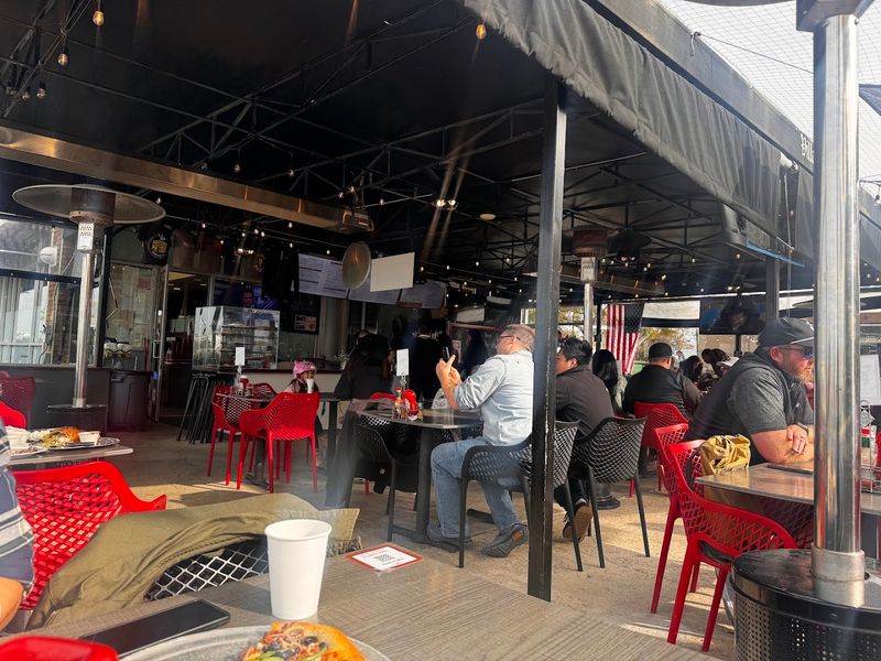 Village Pizzeria Bayside, Coronado