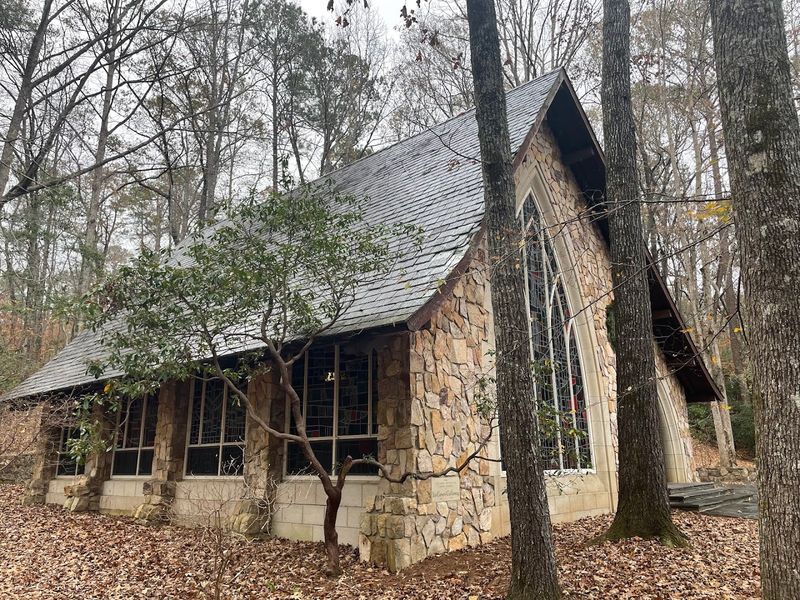 An Intimate and Romantic Wedding Venue