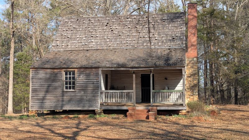 13 Historic Plantations In Georgia That'll Transport You To Another Time - Decor Hint Jarrell Plantation State Historic Site