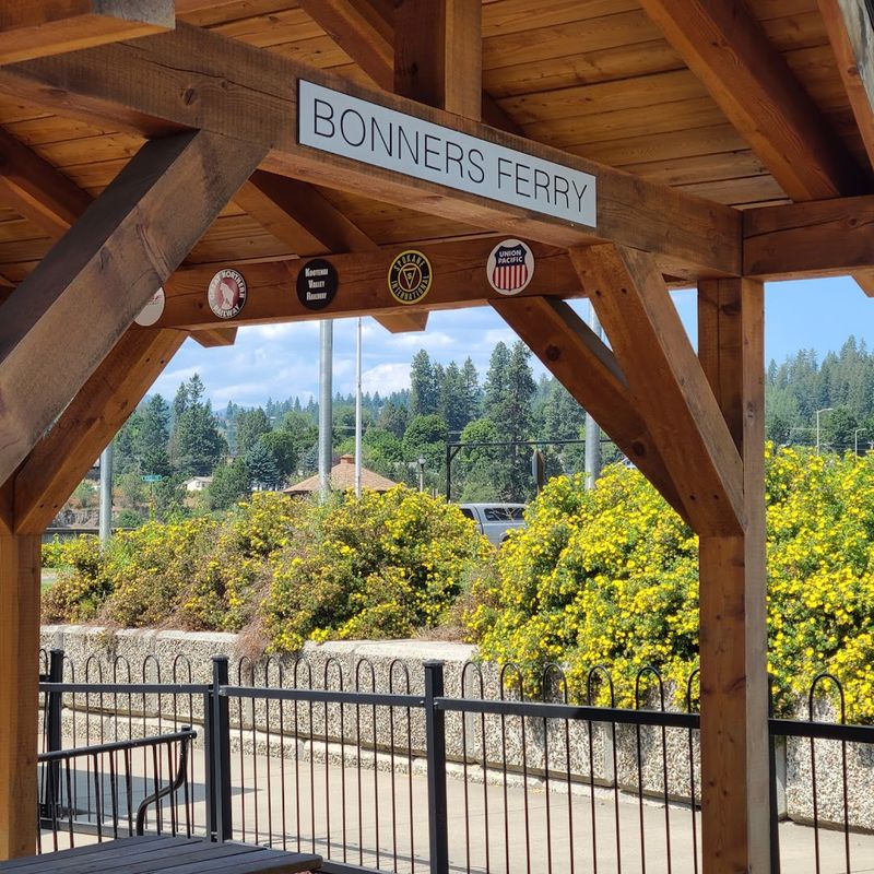 International Selkirk Loop