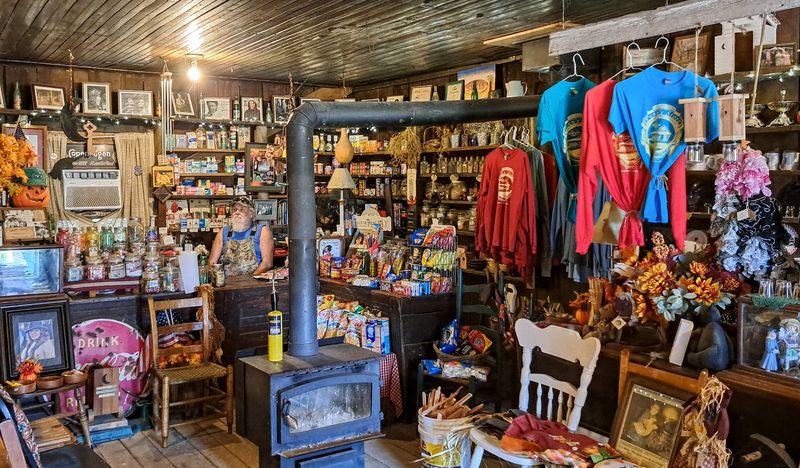 This historic Kentucky country store still feels frozen in time - Decor Hint Live music and community events that keep the tradition alive