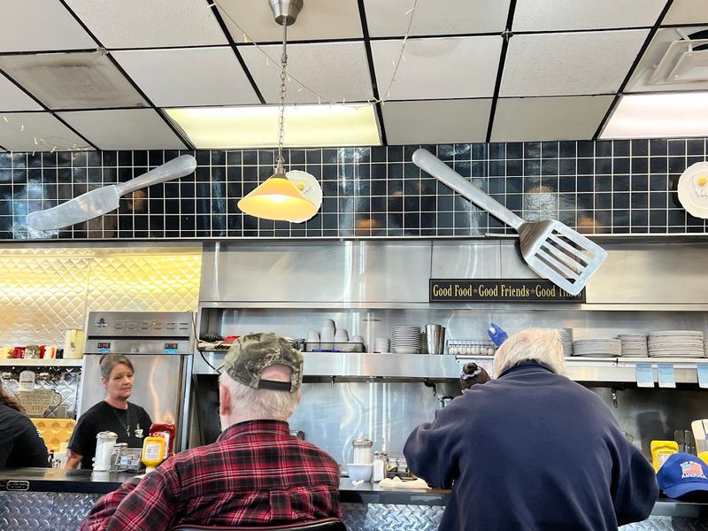 Reliable Service That Matches the Food