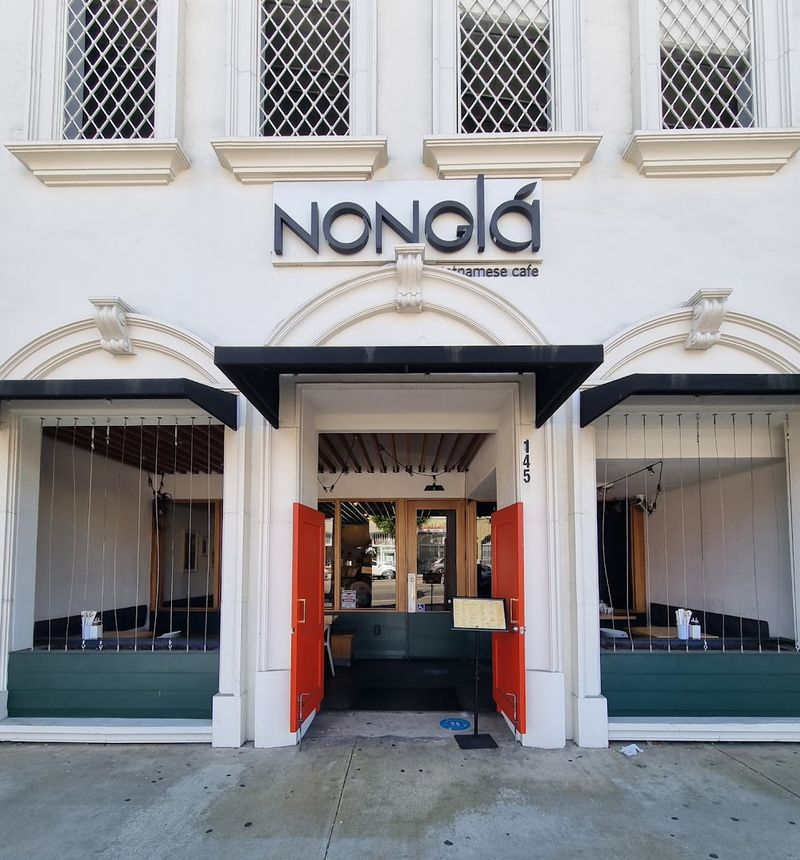 Nong Lá, Los Angeles
