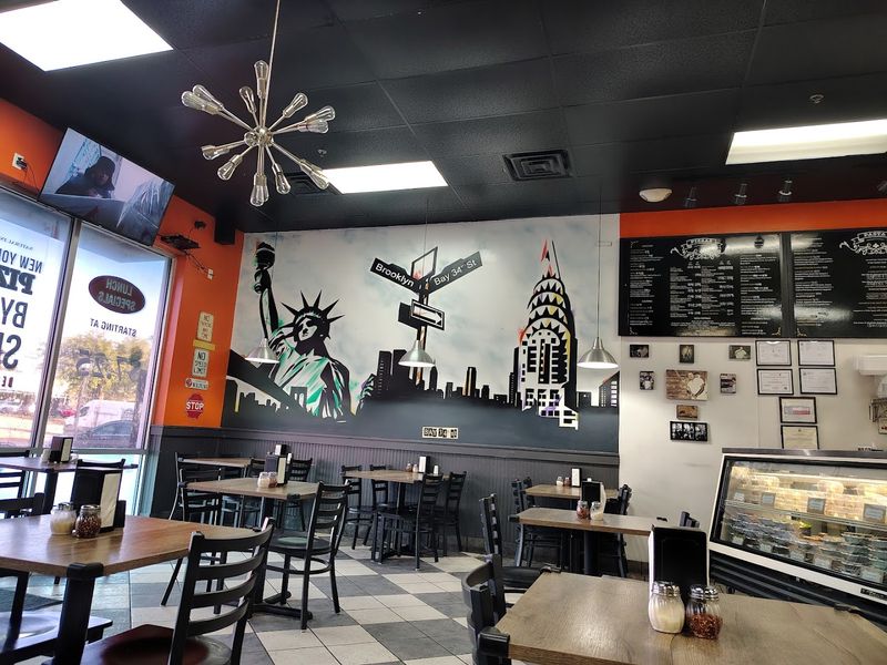 14 Texas Pizza Places Serving Slices You'll Dream About - Decor Hint Bay34th Street Pizzeria