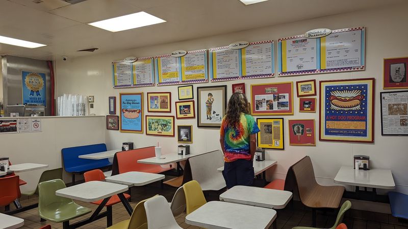 Nu-Way Weiners, Macon