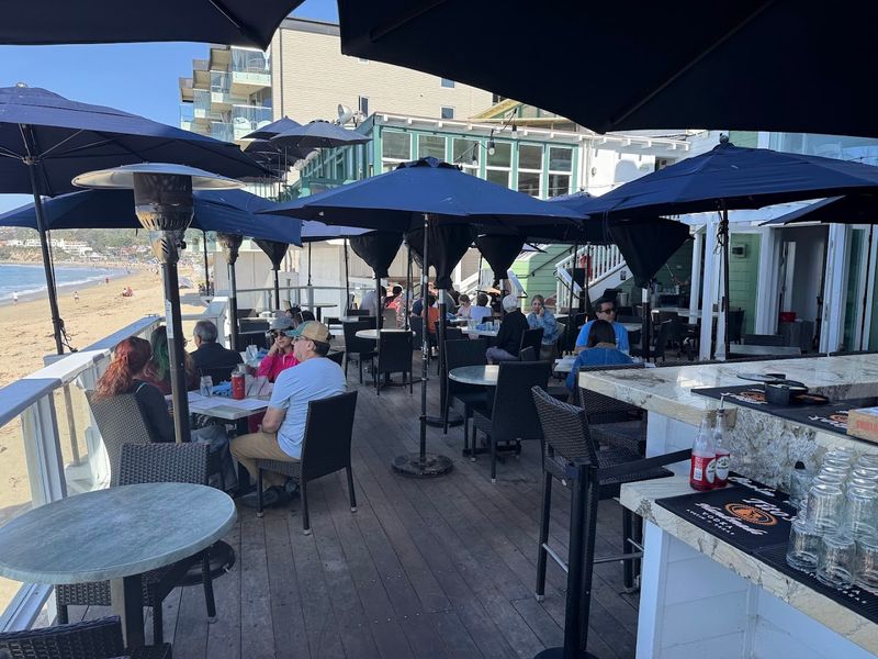 These Southern California Beachfront Restaurants Make The View Part Of The Meal In Spring - Decor Hint The Deck On Laguna Beach, Laguna Beach