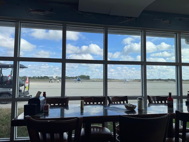 The Landing Strip Cafe