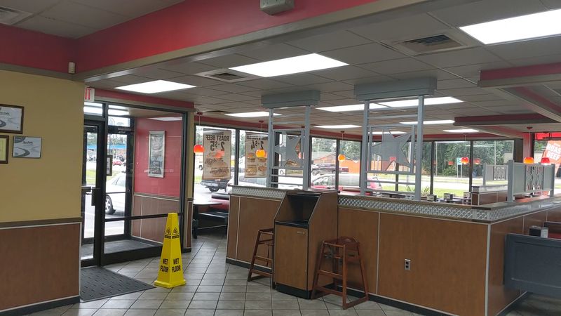 Hardee's – Multiple Georgia Locations