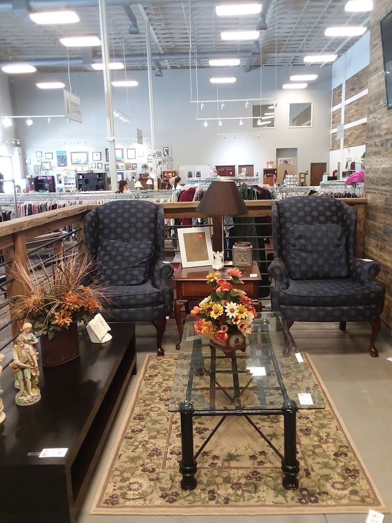 Seasonal Selections That Keep the Store Feeling Fresh