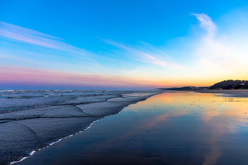 This Hidden Washington Beach Town Feels Like A Well-Kept Secret - Decor Hint Sunsets And Waves