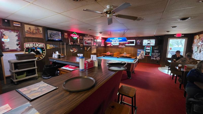 Guy & Mae's Tavern