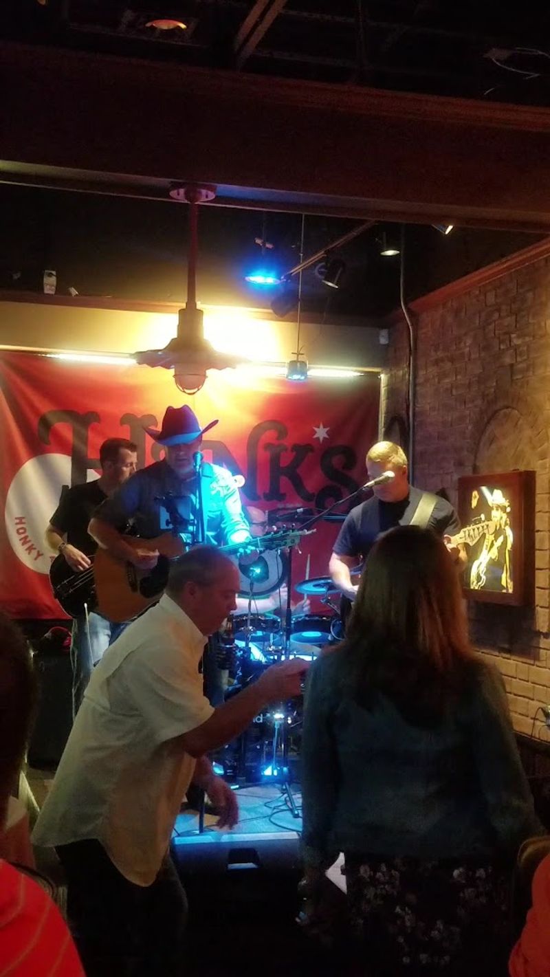 Hank's Honky Tonk