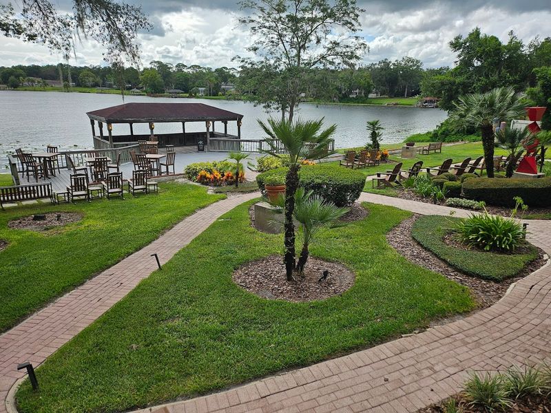 Best Italian Restaurants In Florida For A Cozy Night Out - Decor Hint Enzo's On The Lake