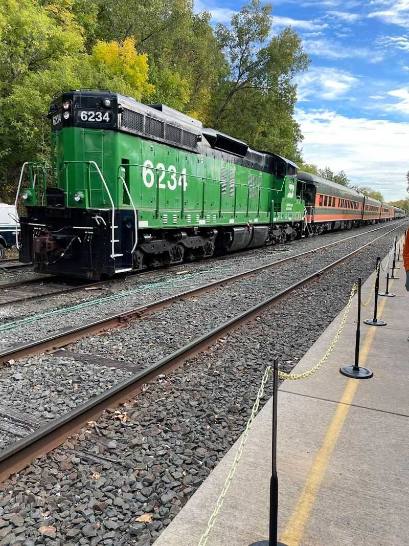 Osceola & St. Croix Valley Railway, Osceola