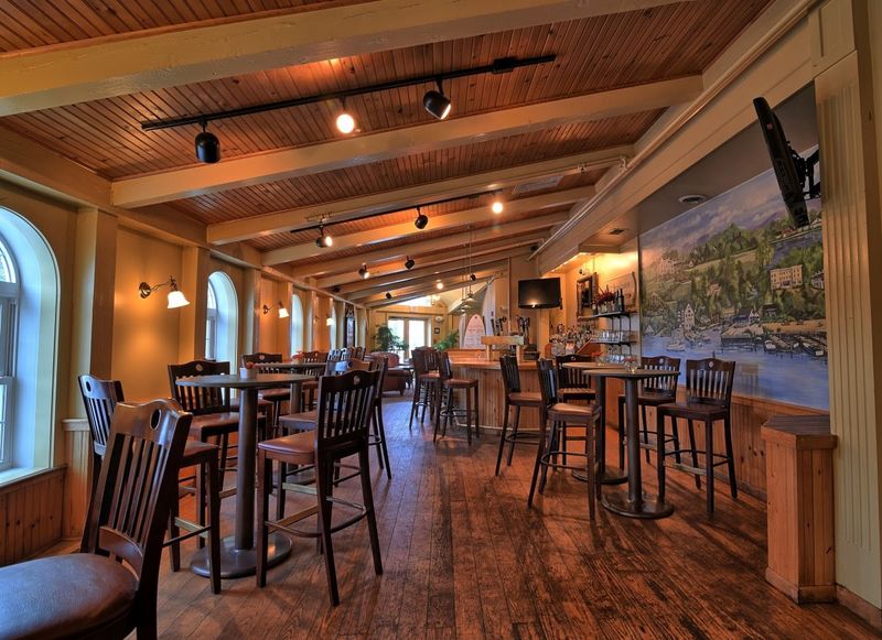 The Lobby And Atmosphere
