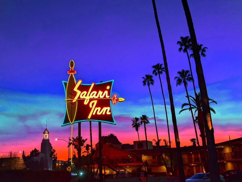 Safari Inn, a Coast Hotel, Burbank