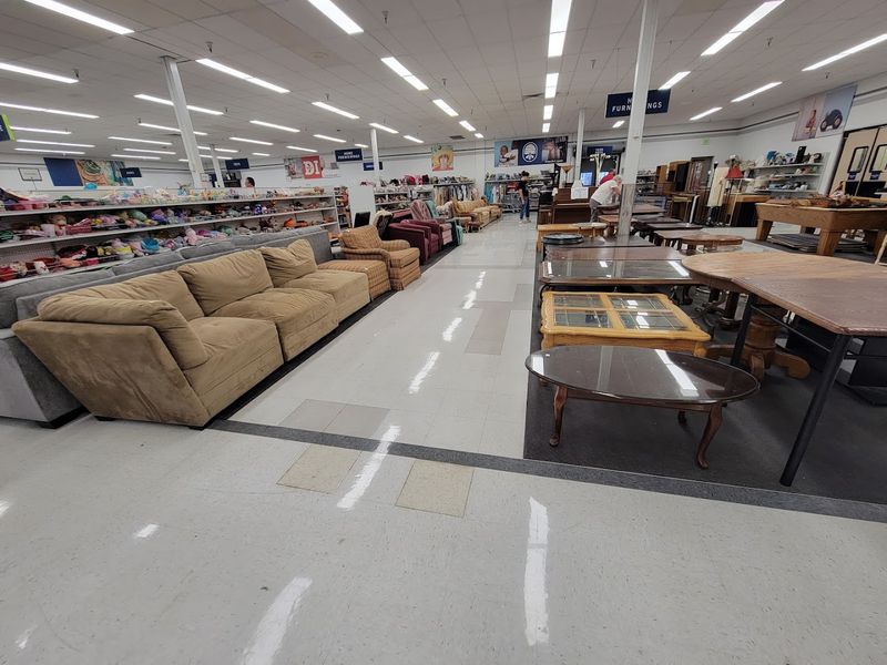 Deseret Industries Boise