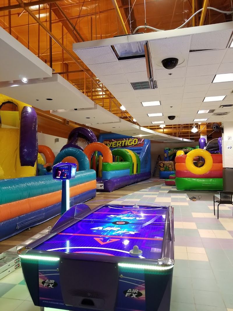 11 Massive Indoor Playgrounds In California That Are Incredibly Fun For All Ages - Decor Hint Giggles-N-Wiggles Bouncer, Capitola