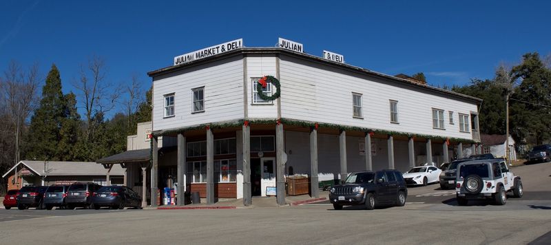 Julian Market & Deli