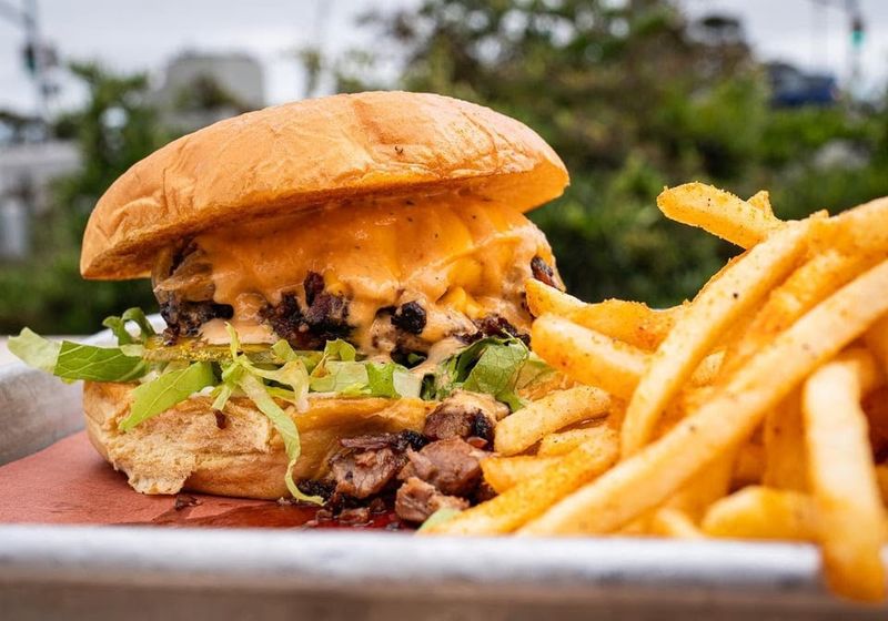 Breakwater Barbecue, El Granada