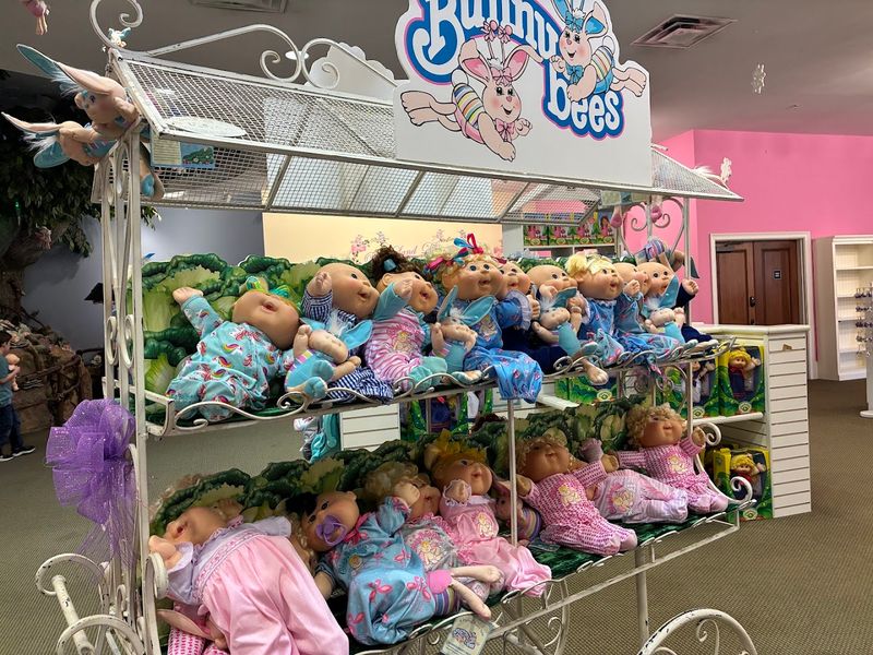 Relive Pure 1980s Nostalgia