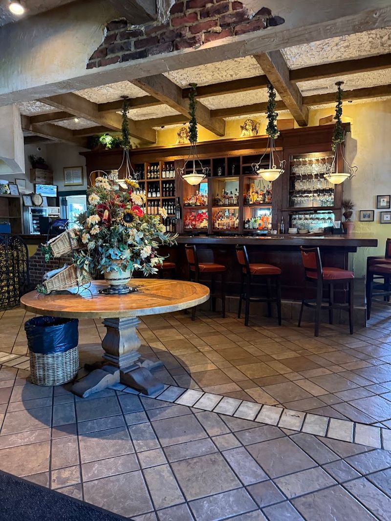 A dining room that keeps conversation easy