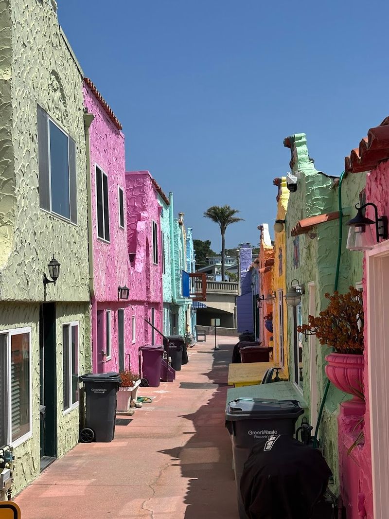 These Storybook California Towns Feel Like Europe In April - Decor Hint Capitola