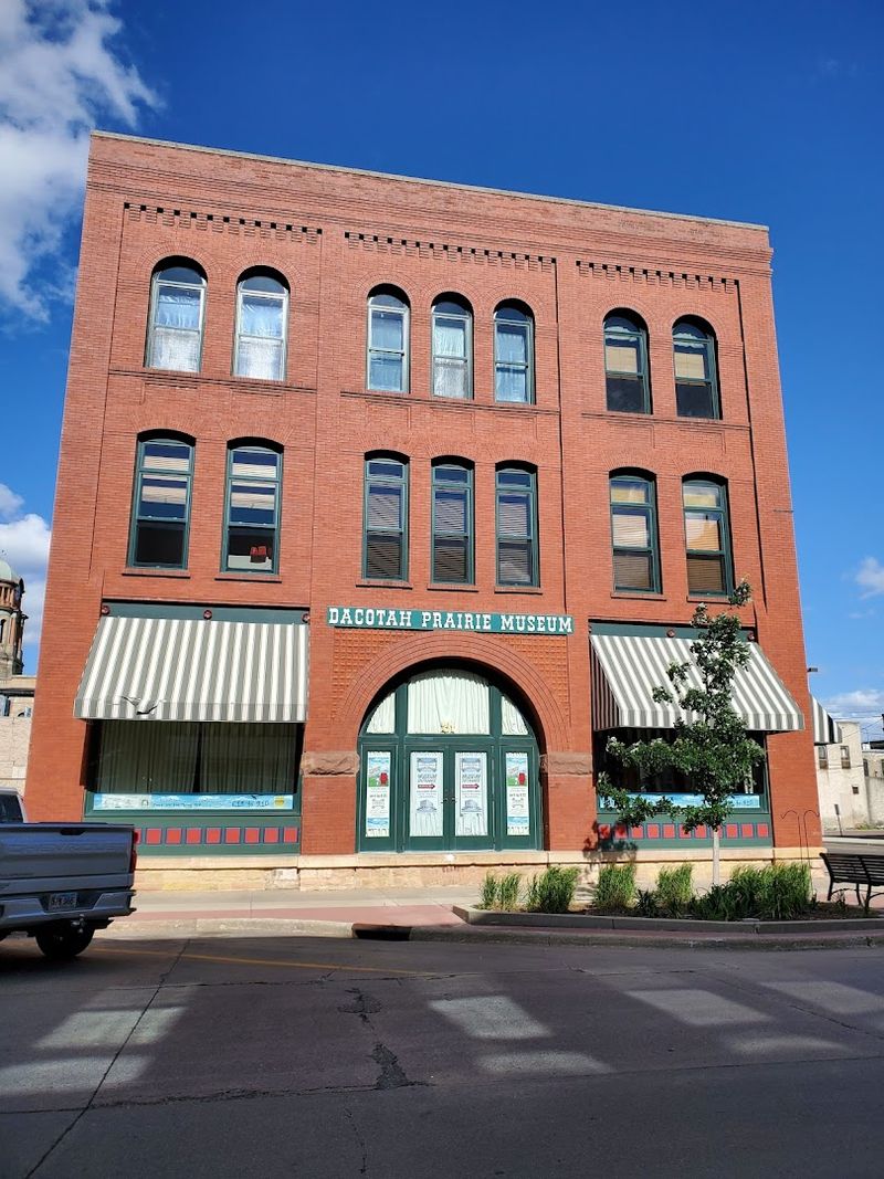 Dacotah Prairie Museum