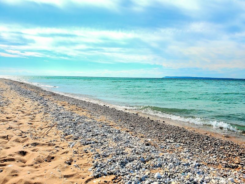 10 Beautiful Michigan Lakeside Towns To Visit This Summer - Decor Hint Glen Arbor