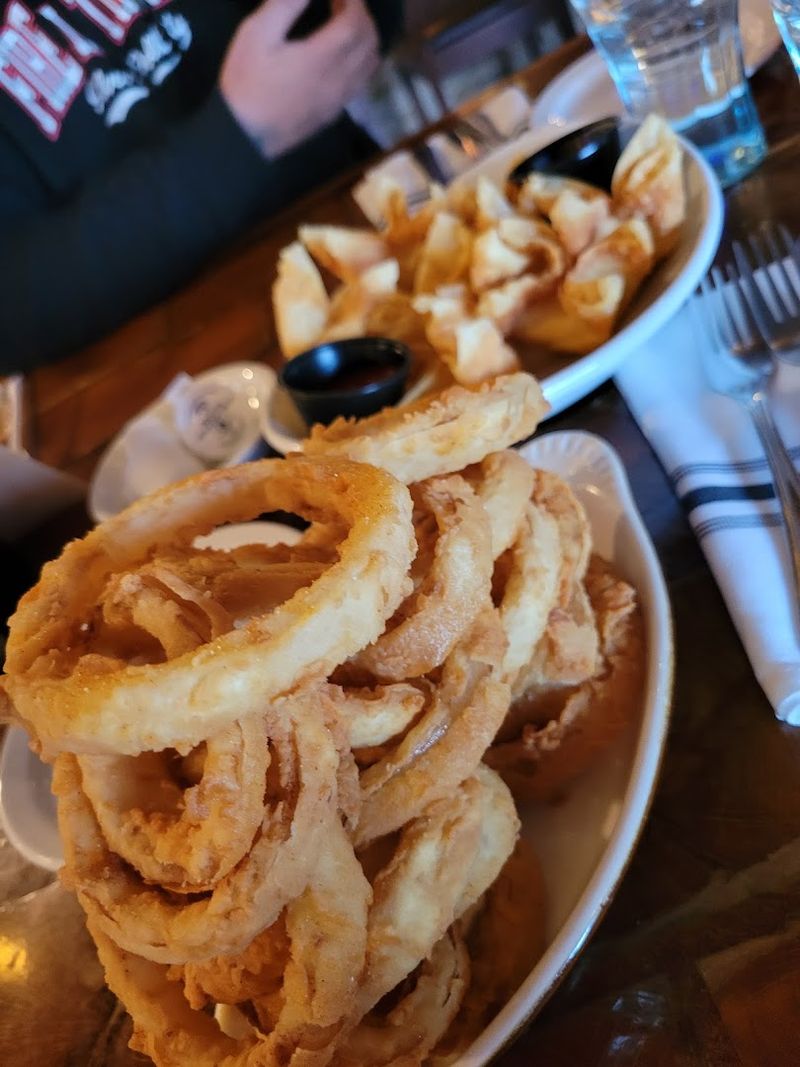 Golden Rings With A Midwest Following