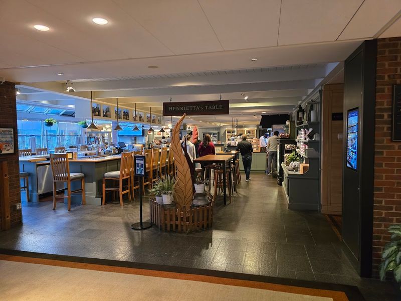 Henrietta's Table
