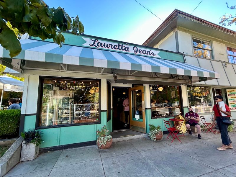 Lauretta Jean's