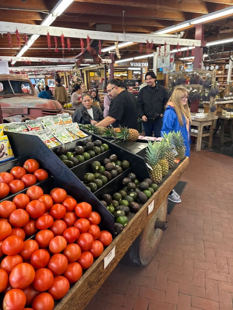 Farm-Fresh Produce That Connects The Plate To The Land