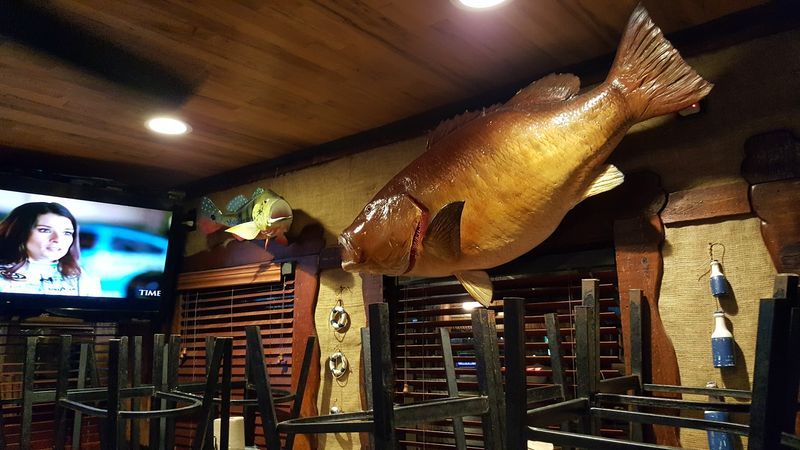 Late-Night Dining Open Until 4 a.m. on Weekdays