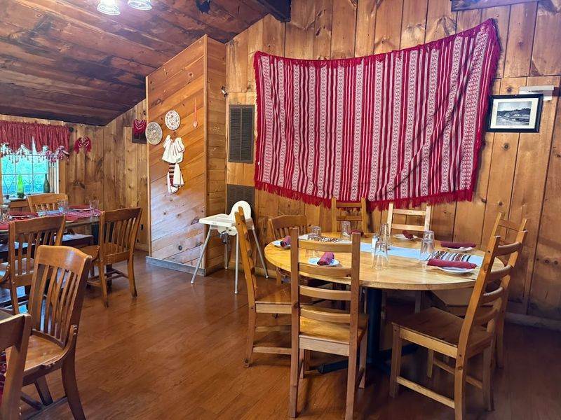 Why This Vampire-Themed Tavern Is A Must-Visit In Connecticut