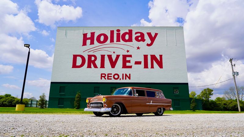 Summer Nights Come Alive At Indiana's Largest Drive In - Decor Hint Indiana History Alive