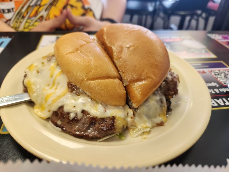 Ron's Hamburgers And Chili