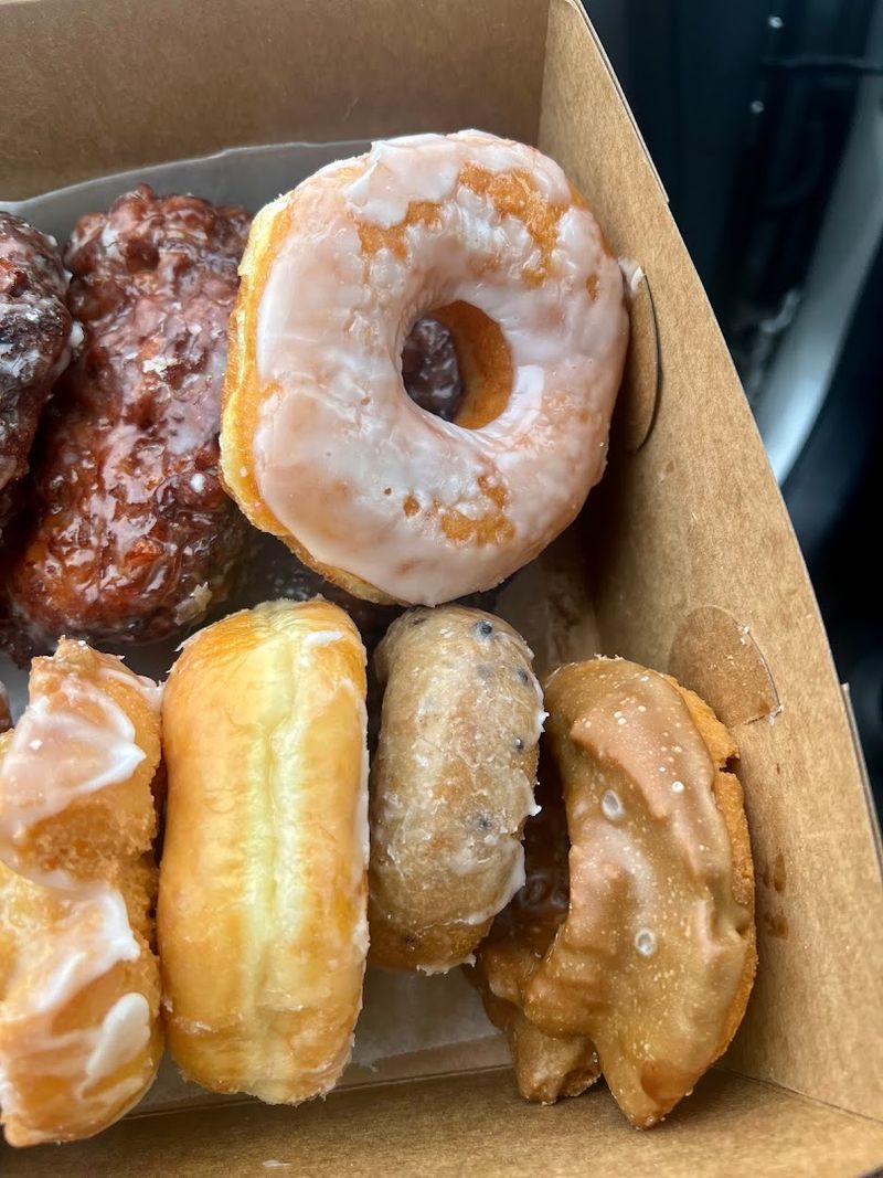 2026 Is The Year To Try These Melt-In-Your-Mouth Glazed Donuts In Georgia - Decor Hint Affordable Prices That Deliver Real Value