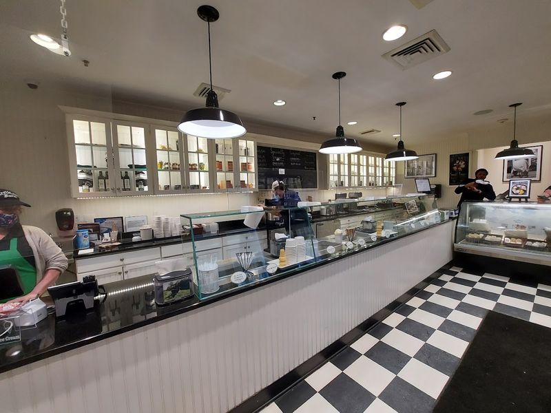 Arethusa Farm Dairy, New Haven