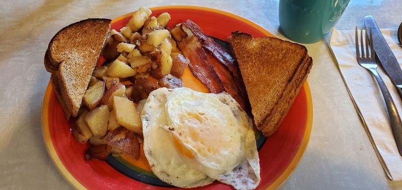 Flatlanda's Diner, Fairfield