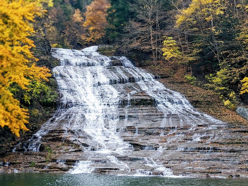 12 New York State Parks So Beautiful That A Lot Of People Have No Idea They Even Exist - Decor Hint Buttermilk Falls State Park