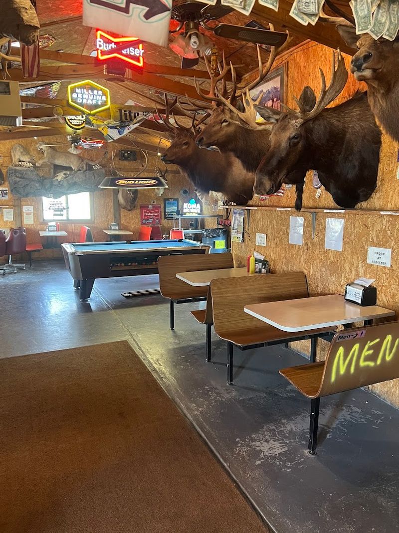 Buckhorn Bar And Grill