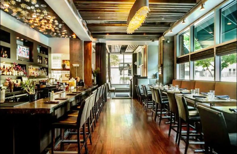 Basil Thai Charlotte