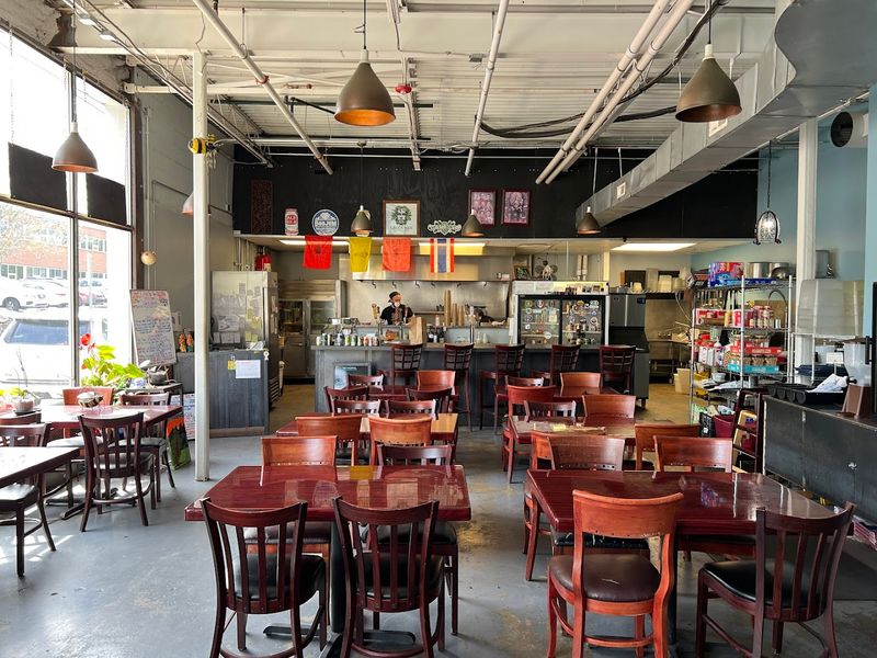Bee Thai Kitchen - Asheville