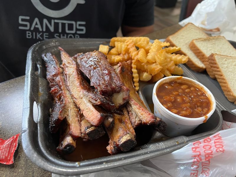Hickory-Smoked Ribs That Redefine The Standard