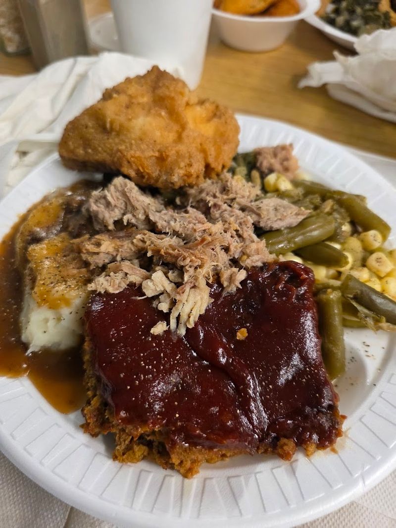 The All-You-Can-Eat North Carolina Buffet That Regulars Still Love For The Same Reasons - Decor Hint A Buffet That Actually Delivers On The Promise