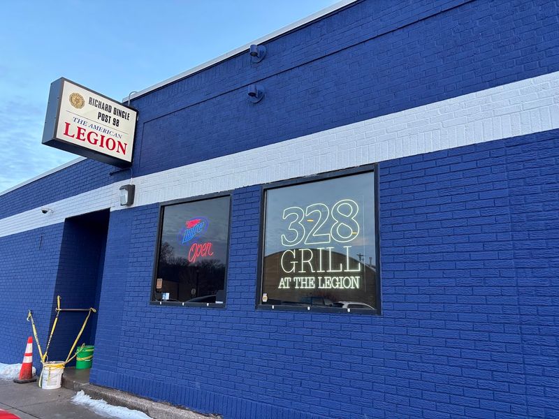 The 328 Grill At The Legion